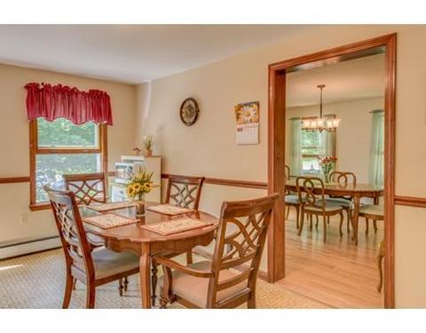 17 Pillsbury Ln, Georgetown, MA 01833 photo 4