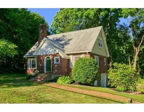 489 Massasoit Rd, Worcester, MA 01604 photo 1
