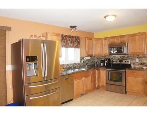 189 Morton St, Springfield, MA 01119 photo 12