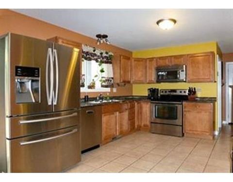 189 Morton St, Springfield, MA 01119 photo 4