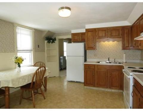 37 Whipple St, Worcester, MA 01607 photo 4
