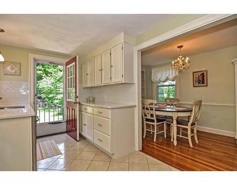 7 Eustis Ave, Wakefield, MA 01880 photo 11