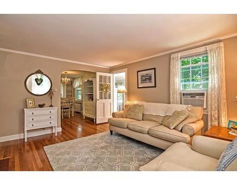 7 Eustis Ave, Wakefield, MA 01880 photo 3