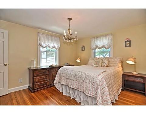 7 Eustis Ave, Wakefield, MA 01880 photo 13