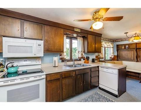 2 Sharon St, Three Rivers, MA 01080 photo 9