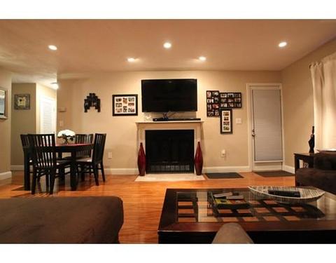 7 Thomas #J14, Saugus, MA 01906 photo 2