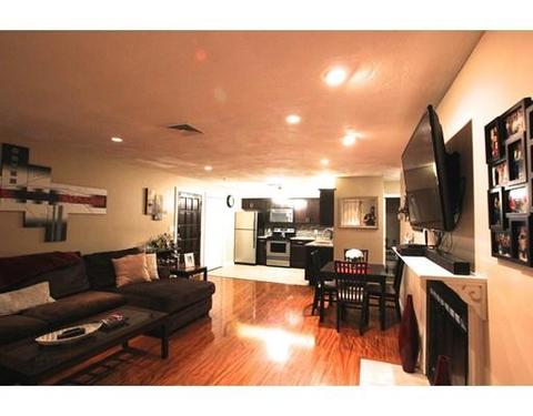 7 Thomas #J14, Saugus, MA 01906 photo 3