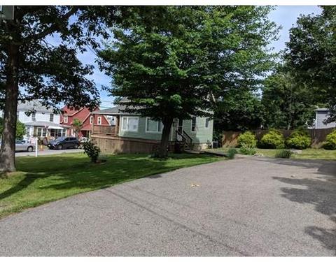 130 Hampton Cir, Hull, MA 02045 photo 3