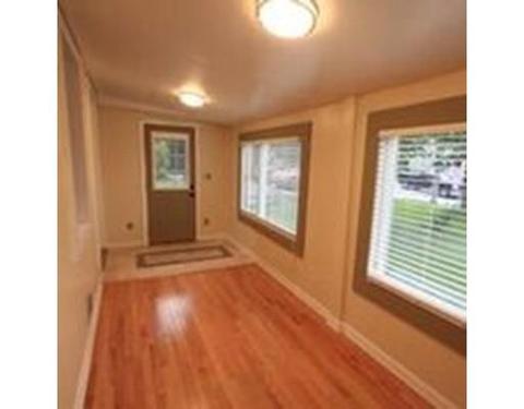 130 Hampton Cir, Hull, MA 02045 photo 6