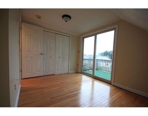 130 Hampton Cir, Hull, MA 02045 photo 15