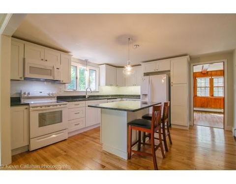 118 Cedar St, Dedham, MA 02026 photo 5