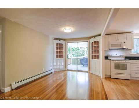 118 Cedar St, Dedham, MA 02026 photo 8
