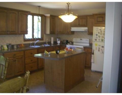 902 Spencer St, Fall River, MA 02721 photo 6