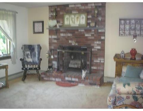 902 Spencer St, Fall River, MA 02721 photo 9