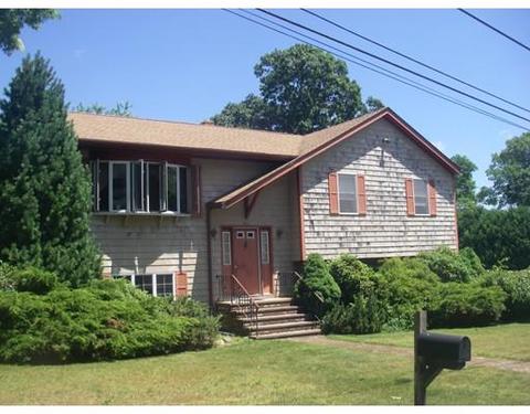 902 Spencer St, Fall River, MA 02721 photo 2