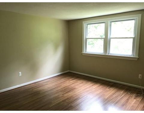 19 Orrison St, Worcester, MA 01609 photo 9