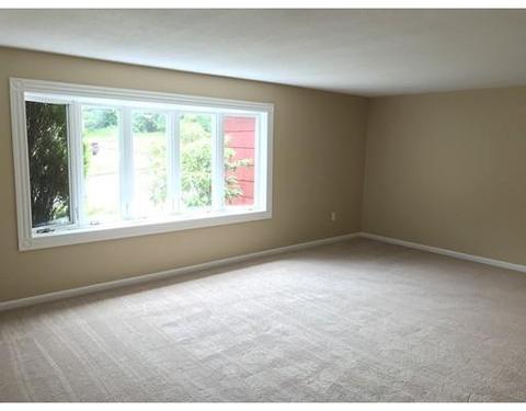 19 Orrison St, Worcester, MA 01609 photo 8