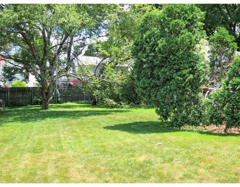1517 Robeson St, Fall River, MA 02720 photo 5