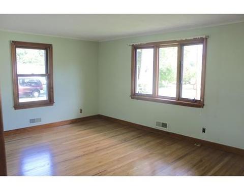 11 Sandra Ave, Chicopee, MA 01020 photo 7
