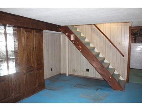 11 Sandra Ave, Chicopee, MA 01020 photo 17