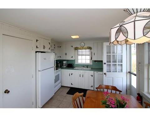 29 Seaview Ave, Mashpee, MA 02649 photo 4
