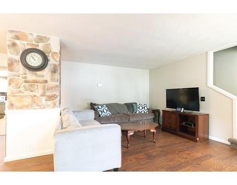 180 Powell Ave, Springfield, MA 01118 photo 4