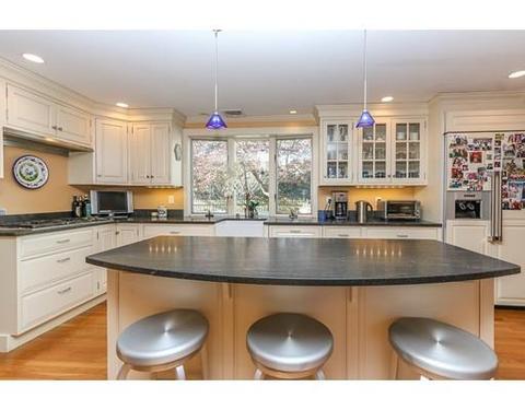 21 Old Farm Rd, Dedham, MA 02026 photo 17