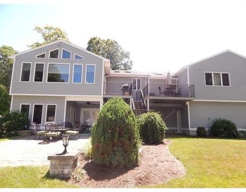 366 Sion St, Fall River, MA 02721 photo 2