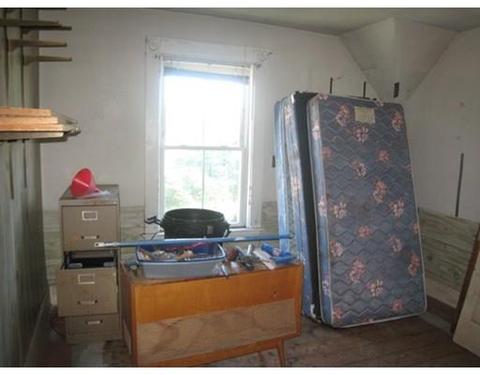 58 Granite St, Gloucester, MA 01930 photo 3