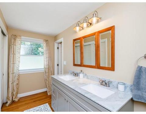 51 Algonquin Rd, Canton, MA 02021 photo 20