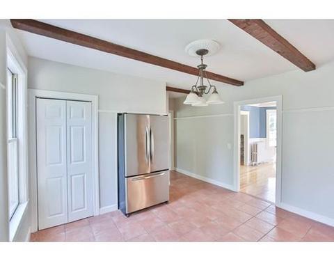 24 Sylvan St, Danvers, MA 01923 photo 11
