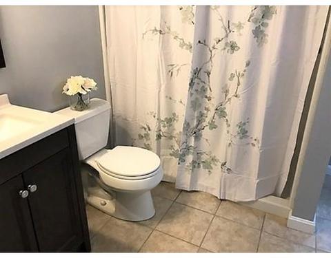 293 Denver St, Springfield, MA 01109 photo 24