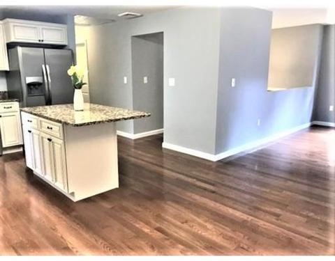 293 Denver St, Springfield, MA 01109 photo 8