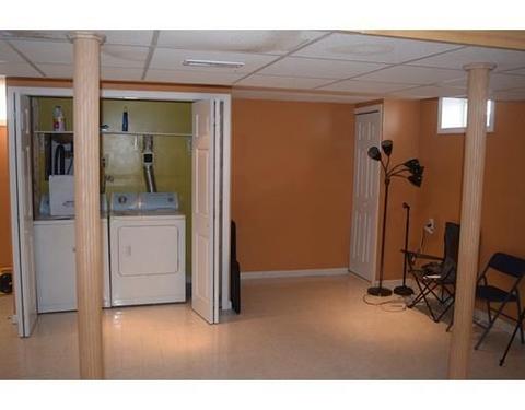 106 Naismith St, Springfield, MA 01104 photo 18