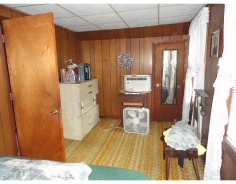 1 Moss St, Worcester, MA 01603 photo 7