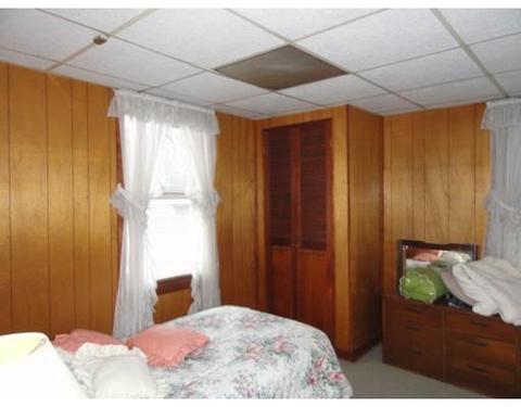 1 Moss St, Worcester, MA 01603 photo 9