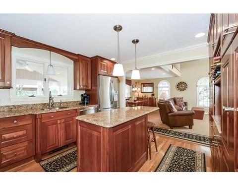 8 Crestlan Dr, Worcester, MA 01604 photo 8