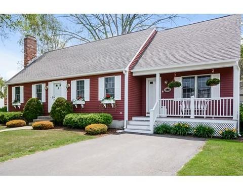 8 Crestlan Dr, Worcester, MA 01604 photo 1