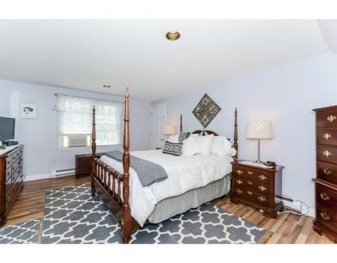 8 Crestlan Dr, Worcester, MA 01604 photo 16