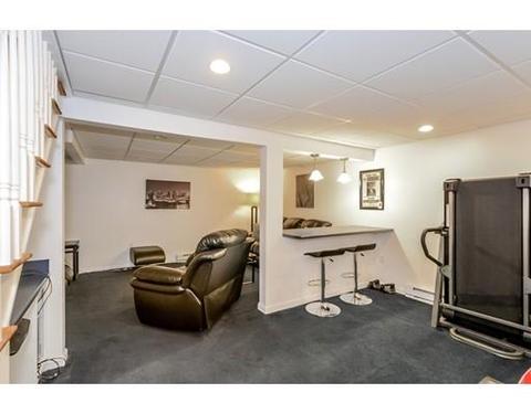 8 Crestlan Dr, Worcester, MA 01604 photo 24
