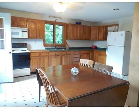 144 North St, Ware, MA 01082 photo 14