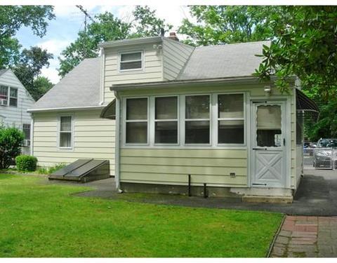 198 Shawmut St, Springfield, MA 01108 photo 7