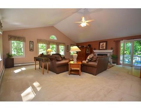 8 Christina Ln, Sutton, MA 01590 photo 13