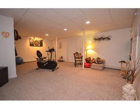 8 Christina Ln, Sutton, MA 01590 photo 24