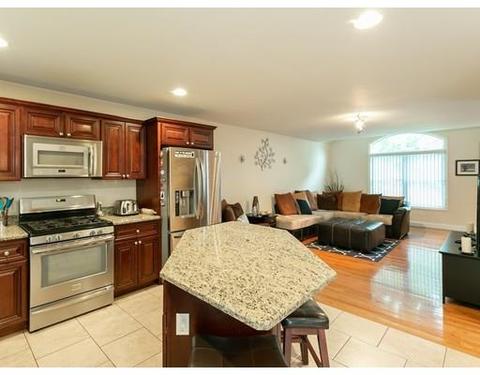 9 Hudson St, Fall River, MA 02720 photo 7