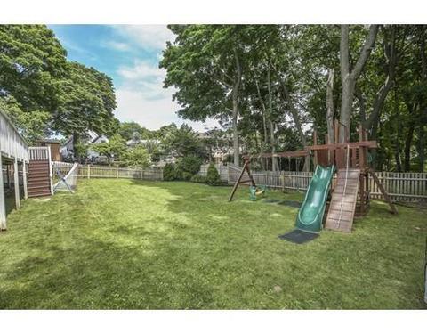 16 Maple Cir, Marblehead, MA 01945 photo 19