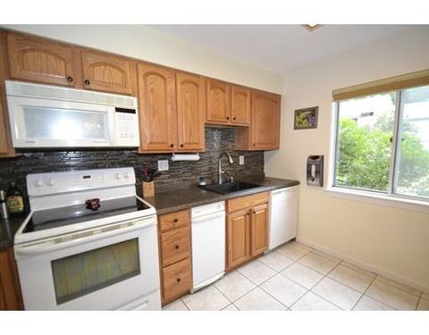 9 Beals Cove Rd #E, Hingham, MA 02043 photo 2