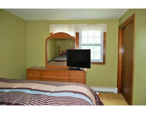 127 Phyllis Rd, Raynham, MA 02767 photo 13