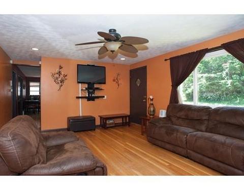 44 Gates Ln, Worcester, MA 01603 photo 5