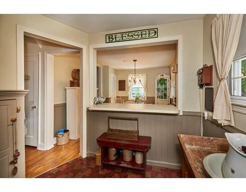 254 Pheland St, Springfield, MA 01109 photo 13